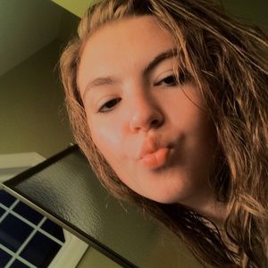 Meet your Posher, Paige